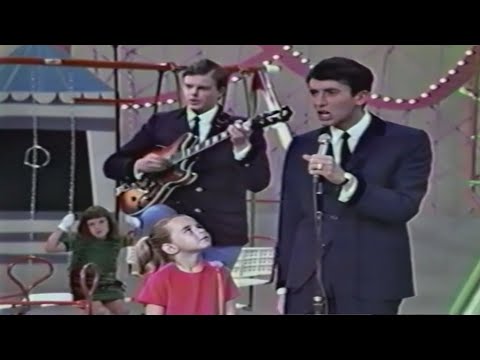 Gary Lewis - Everybody Loves A Clown (1965)