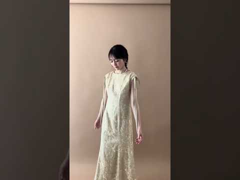 イエローのショルダーリボンフラワードレス 動画