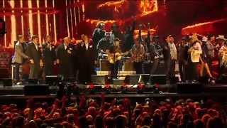 Willie Nelson - Will the Circle Be Unbroken? / I&#39;ll Fly Away  (Live at Farm Aid 30)