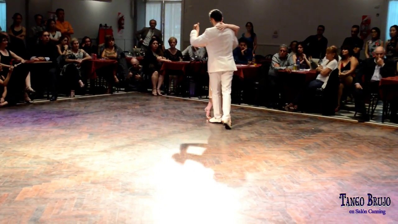 Ines Muzzopappa & Demián García en Tango Brujo - Salón Canning!!! 4/4