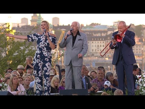 Sanna N, Svante Thuresson & Nils Landgren - Burt Bacharach-medley (Live "Allsång På Skansen" 2017)