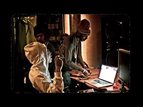 Wiz Khalifa Ft Chevy Woods & Neako - Reefer Party (New 2011)