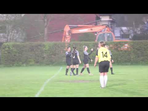 Highlights des Fussballspiels unserer Frauen in der Kreisliga A: Kefenrod gegen Fechenheim 03