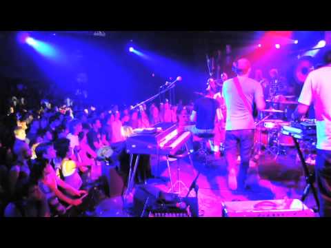 CARIBOU VIBRATION ENSEMBLE - Barnowl (LIVE 2009)