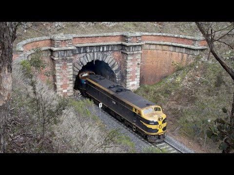 S313-B76-B80-T395 roar out of Big Hill Tunnel - September 2012