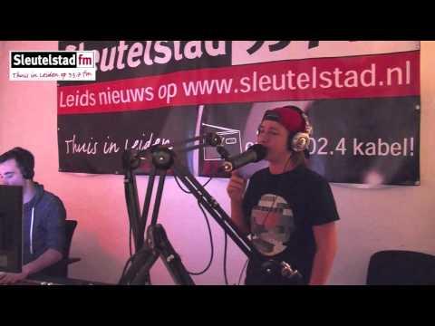 Jesse Pardon - Everything - Michael Bublé (Sleutelstad FM, 15 dec. 2013)