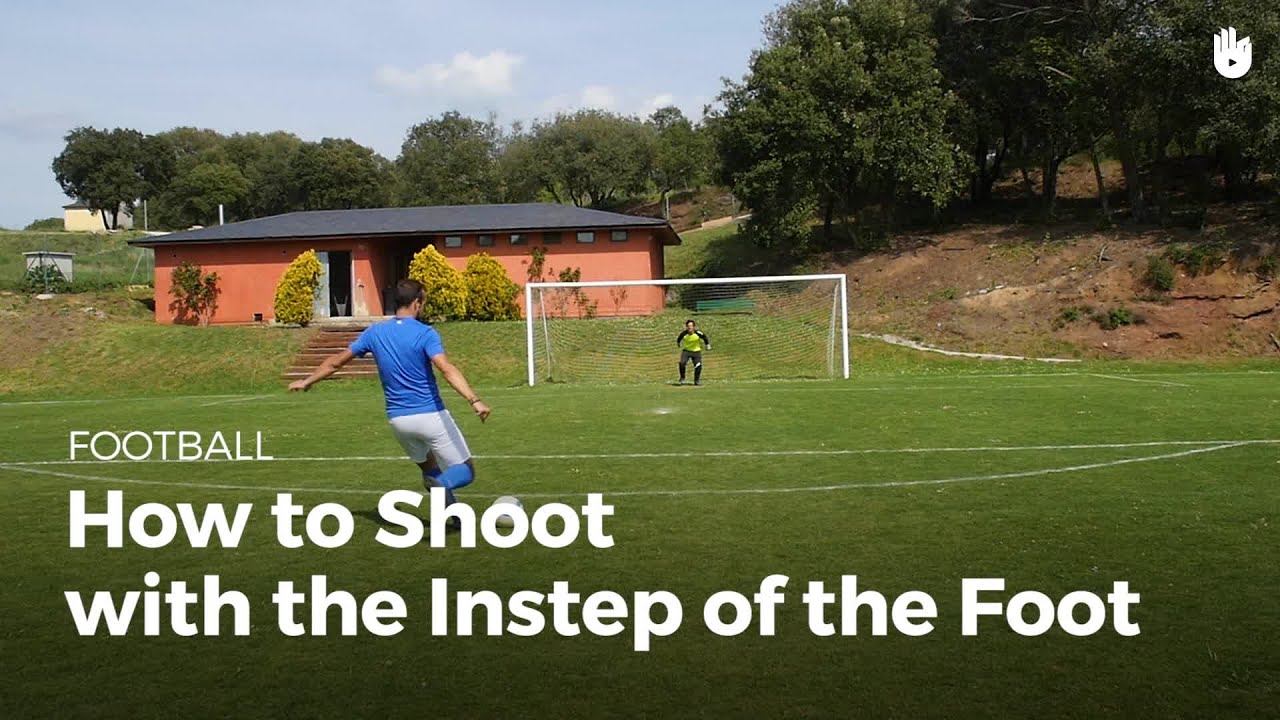 How to Kick a Ball Soccer Shots How To Play Football Sikana