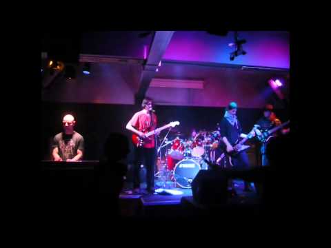 Gryff - Gryff: Domina