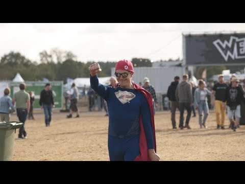 Werner- Das Rennen: Alle fliegen auf "Supa Richie"