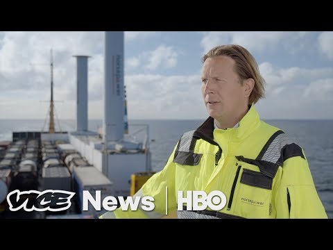image-How are sailboats shipped?