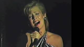 Vaughn Taylor Sings Fantasy at Carlo's and Charlie's