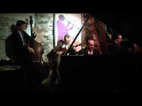 "DARN THAT DREAM": MICHAEL KANAN, GREG RUGGIERO, NEAL MINER (Mezzrow, March 23, 2015)
