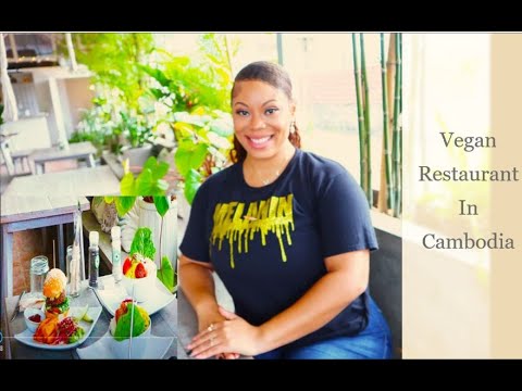 Popular Vegan Restaurant in Cambodia (+_: Vibe Café in Phnom Pehn :_+)