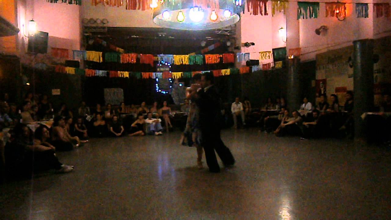 Video thumbnail for Mariana Dragone y Fernando Galera en El Motivo, 3/3/2014