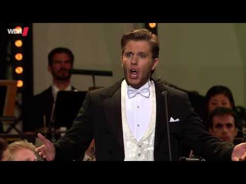 Iurii Samoilov - Rossini - Il Barbiere di Siviglia - Largo al factotum