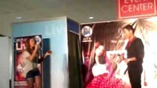 Liezel Garcia & Bugoy Drilon - Give Love On Christmas Day (v.2)