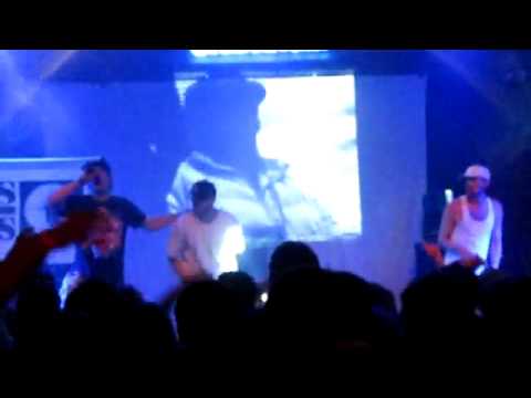 Video: Jus Rhyme x MC Lars x YTCracker - White Kids Aren't Hyphy / Cross Borders (Live @ Troubadour)
