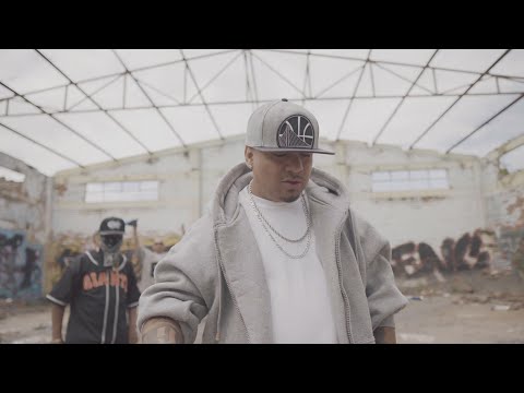 ANDO EN EL BARRIO VIDEO OFICIAL (NEON FT LIL RAM /CESAR DEBRONCE