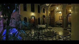 preview picture of video 'CHAMBRE D'HOTES HOTEL RIAD LAYALINA PISCINE FES MAROC - GUEST HOUSE B&B WITH POOL RIAD FEZ MOROCCO'