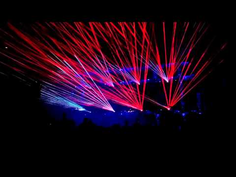 Giuseppe Ottaviani @ Bliss - Paul Van Dyk feat. Sue McLaren - Lights (Giuseppe Ottaviani remix)