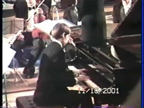 Tristan Pfaff plays Rachmaninov Concerto n°3 excerpt 2/2