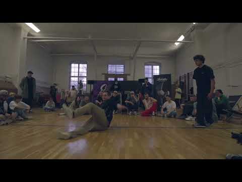 East 22 Dresden - Top 16 Seal vs. Robin