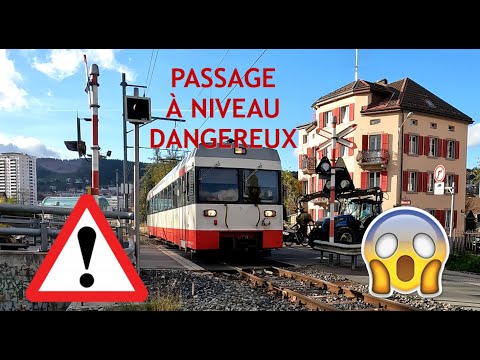 Un des passages à niveau les plus dangereux / Einer der gefährlichsten Bahnübergänge