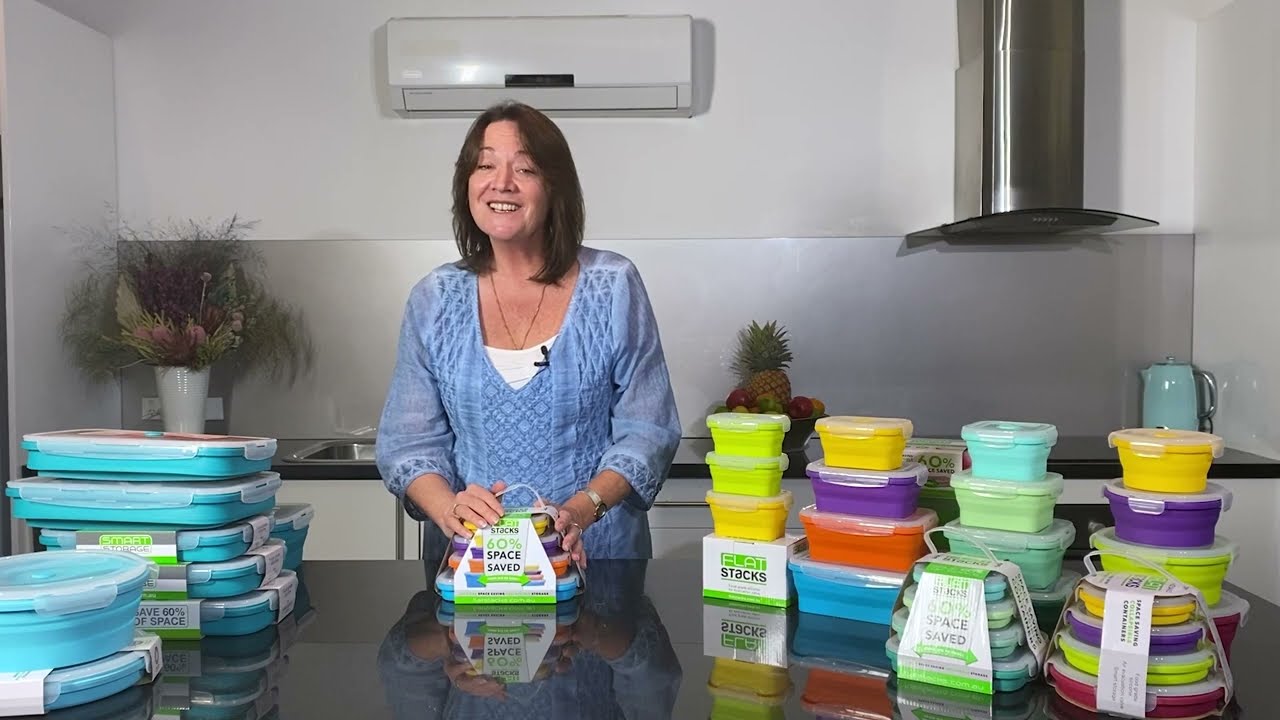 These Flat Stacks Collapsible Silicone Storage Containers are PERFECT for ANY Kitchen!