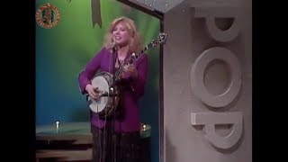 Wendy Holcombe &quot;Rocky Top&quot;  live on Pop Goes The Country