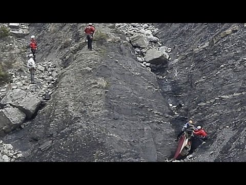 Germanwings plane crash, Pilot 'locked out of cockpit'