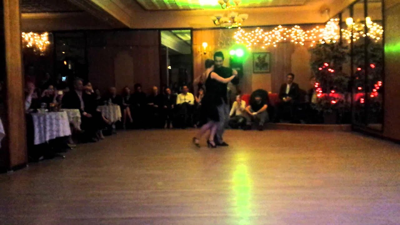 Argentine Tango:Katherine Gorsuch and London Hong - Cabeza de novia