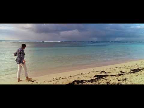 AD - À La Folie