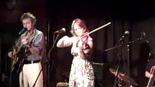 Hot Club of Cowtown performs "Carry Me Close" by Whit Smith live at the Maze in Nottingham, UK 2009.