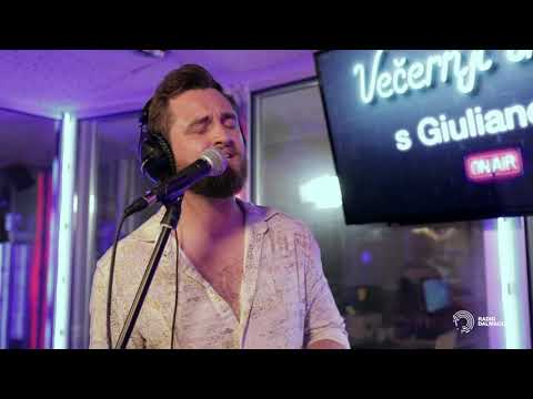 Matija Cvek -  Sve ću priživit - Tedi cover  [Večernji show s Giulianom]