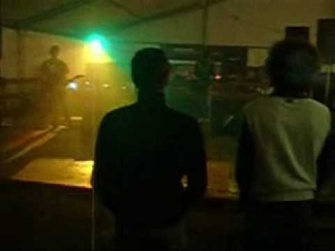 Liquor Queen VS. QOTSA