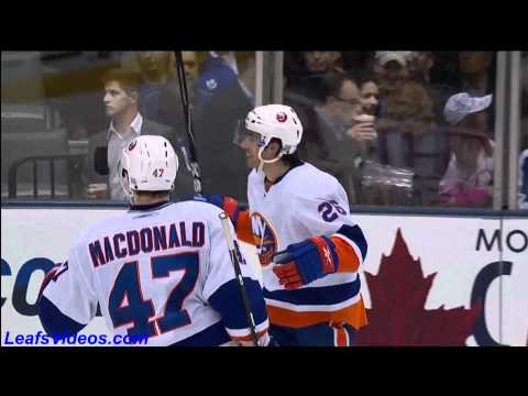 NYI 1 @ TOR 0 - Matt Moulson Scores - 101018