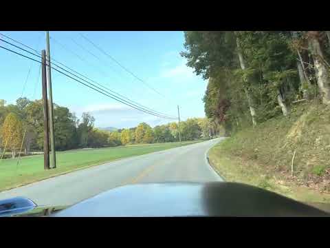 302ci V8 1975 Ford Bronco Half-Cab Pickup