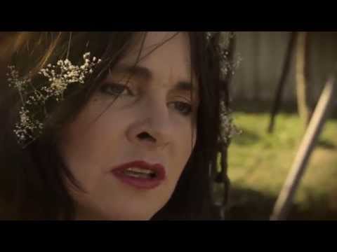 Deborah Walker - Cry me a river (Julie London version)