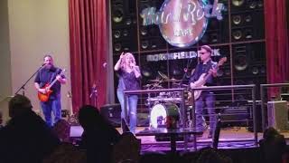 Another One Bites the Dust by Queen – Hard Rock Cafe 2018