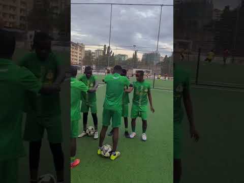 Leo tumemkaribisha Haris kama player mpya wa @yangascsoccerschool na huu ndio utaratibu wetu mzu
