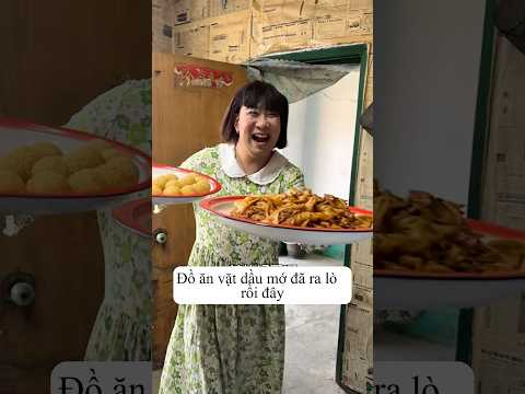 Tiểu Bống Thích Nấu Ăn: Bánh Phồng Tôm Rau Củ Chiên Giòn