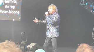 Peter Noone with Herman’s Hermits - "Baby, Baby, Can't You Hear My Heartbeat?"