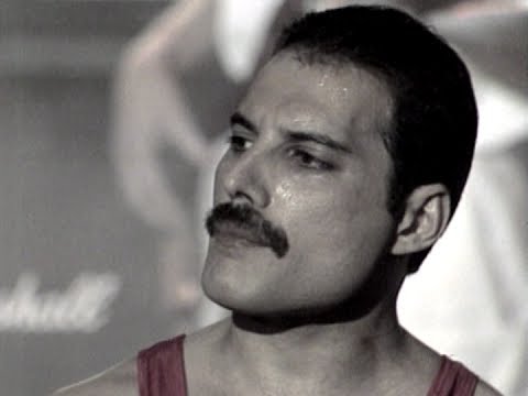 Queen - Don't Try So Hard - Innuendo 1991 [video montage]