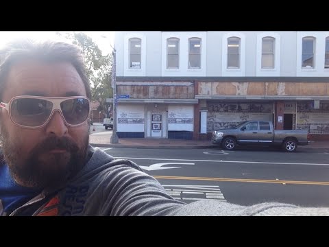 TDW 1241 - Watson's Soda Fountain CLOSED for Renovations