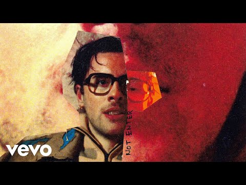 hard life, Gus Dapperton - ANTIFREEZE (official video)