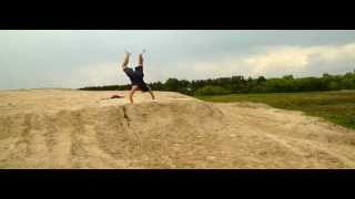 preview picture of video 'Em'MiL - Stunts, Acrobatics, Parkour [Full-Screen Version 2013]'