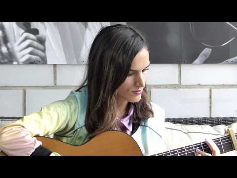 Lea Lu Live @DMD2 "I Want My Colors Back" & "Spain" Acoustic