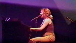 Tori Amos &quot;Sister Janet&quot; Oct 20, 1996