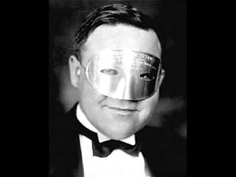 "The Silver Masked Tenor":  The Harp That Once Through Tara's Halls ~ Kathleen Mavourneen (1925)