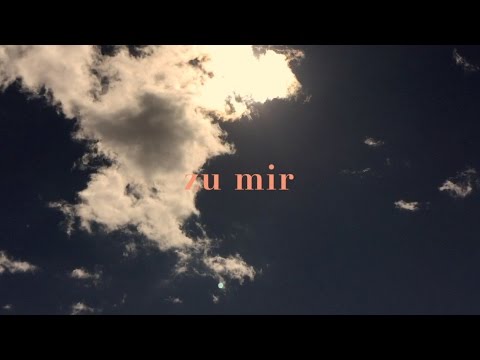 Karlie Apriori - Zu Mir (Lyric Video)